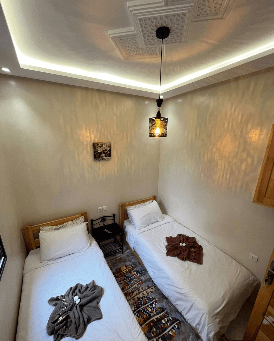 Twin Room gallery 3